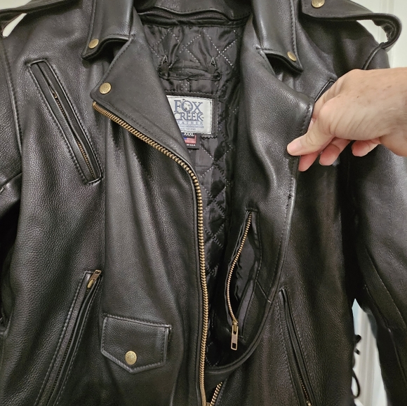 Woman's Riding Jacket - Picture 5 of 10